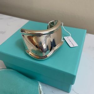 Tiffany & Co. Elsa Peretti Bone Cuff